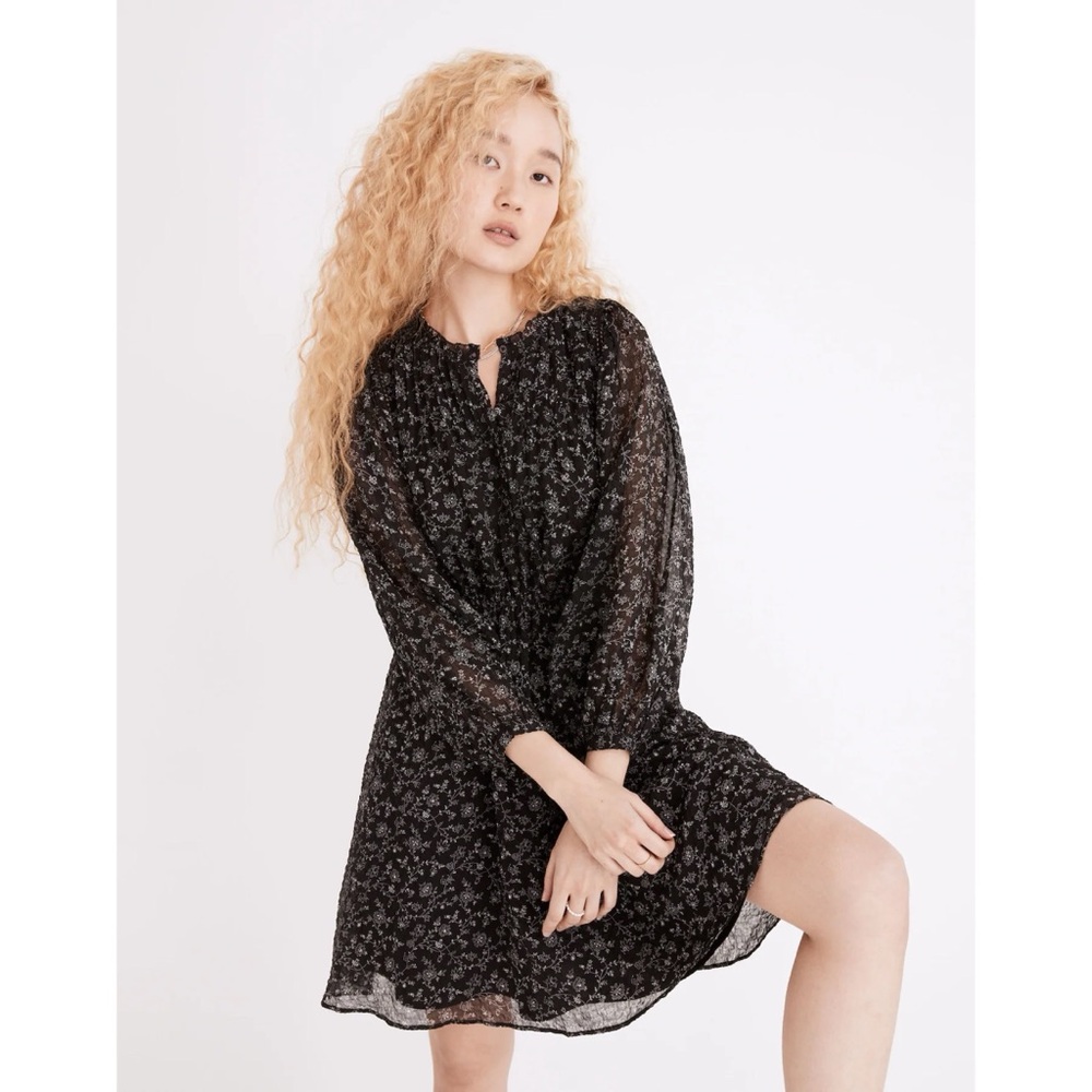 Madewell Ruffle-Neck Button-Front Mini Dress in Dotted Vines True Black Floral